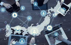 クラウドファンディング